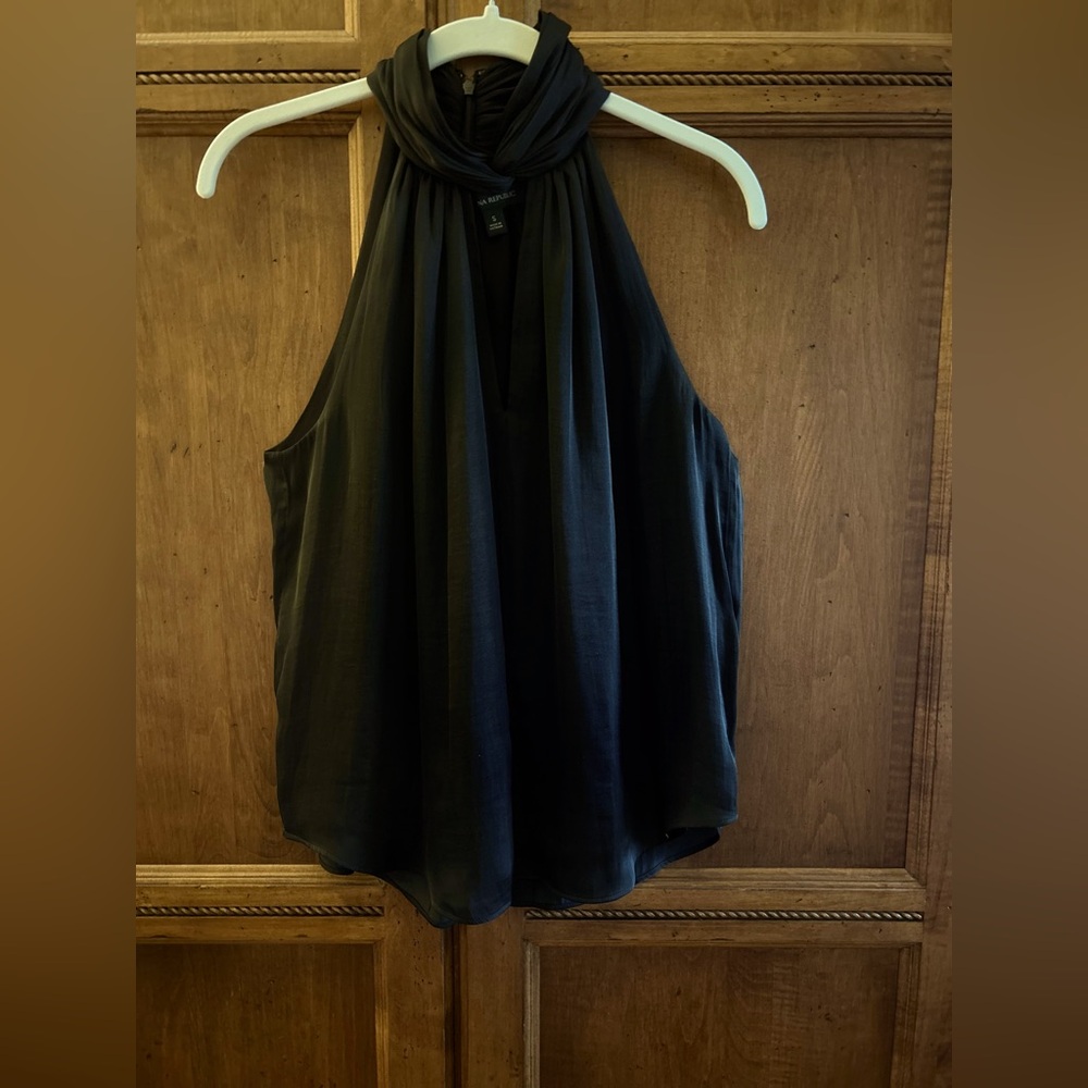 BR black halter top